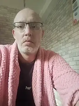 Cedric7653 online show from March 2026 10:37:01 AM