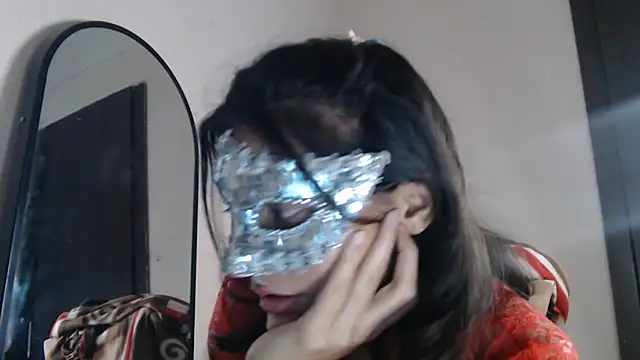 Hottie hania online show from December 2025 05:41:01 PM