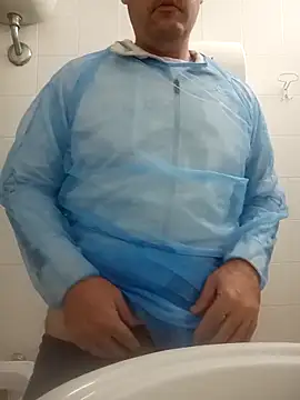 Romaeterna  online show from November 2025 05:55:02 PM