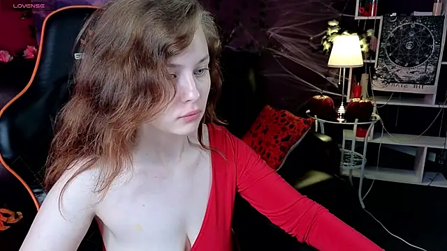 Snapshot of Mystery_Mary chatting on October 2025 11:29:01 AM Mystery Mary online show from October 2025 11:29:01 AM