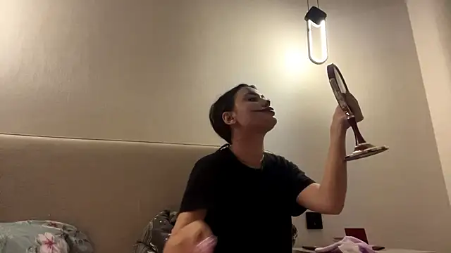 Snapshot of CuteMangoAlice chatting on November 2025 01:46:01 PM CuteMangoAlice online show from November 2025 01:46:01 PM