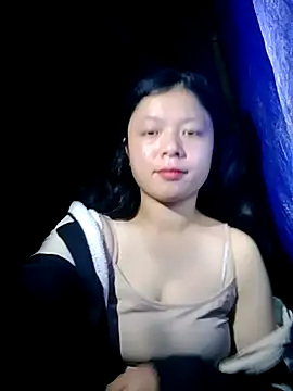 lisa-bae00 online show from November 2025 10:42:02 PM