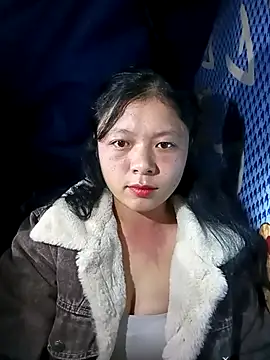 lisa-bae00 online show from November 2025 10:37:01 PM