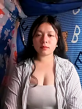 lisa-bae00 online show from March 2026 12:21:01 PM