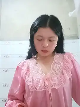 lisa-bae00 online show from June 2026 02:05:02 PM