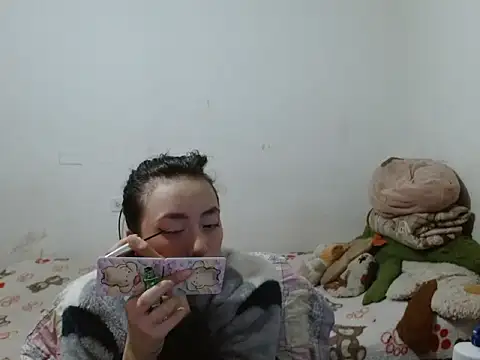 fresita streamer online show from November 2025 05:08:02 AM