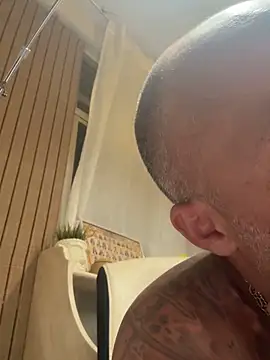 gitanoMad online show from April 2026 12:54:02 AM