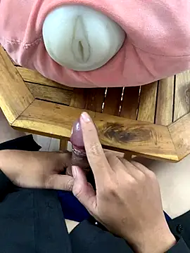 mrbigso22 online show from November 2025 04:51:01 AM