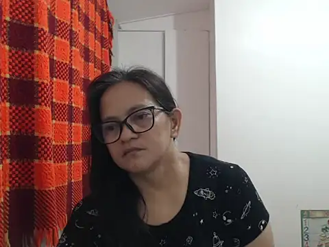 Snapshot of Kinkybela2025 chatting on August 2026 10:52:02 PM Kinkybela2025 online show from August 2026 10:52:02 PM