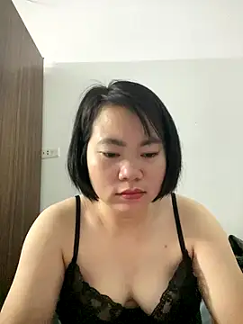 Snapshot of Deer_nice chatting on October 2025 03:45:02 PM Deer nice online show from October 2025 03:45:02 PM