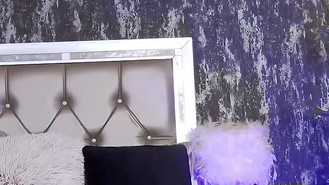 KendraNoir online show from February 2026 01:12:01 AM