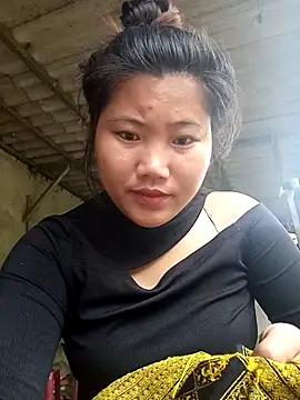 Snapshot of emlylin chatting on November 2025 01:29:01 AM emlylin online show from November 2025 01:29:01 AM