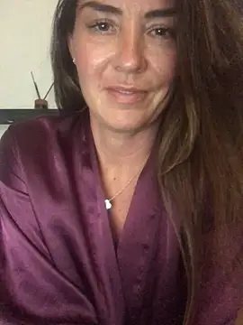 BestKeptSecret69 online show from October 2025 05:24:02 PM