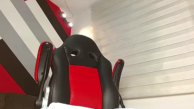 Zac Golden online show from March 2026 10:12:01 PM