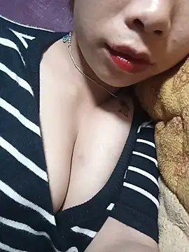 mekaka00 online show from May 2026 05:12:02 PM