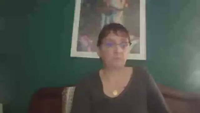 Snapshot of mymybebe chatting on October 2025 12:28:01 PM mymybebe online show from October 2025 12:28:01 PM
