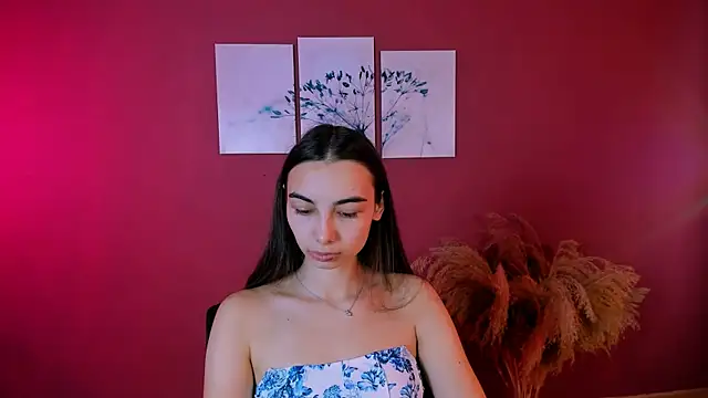 Snapshot of kira_light__ chatting on October 2025 08:33:01 AM kira light online show from October 2025 08:33:01 AM