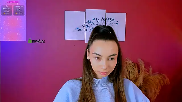 Snapshot of kira_light__ chatting on November 2025 09:42:02 AM kira light online show from November 2025 09:42:02 AM