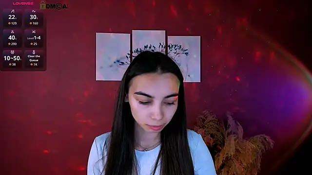 Snapshot of kira_light__ chatting on November 2025 07:56:02 PM kira light online show from November 2025 07:56:02 PM
