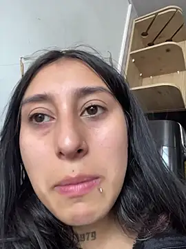 Violeet-Smith online show from December 2025 05:29:01 PM