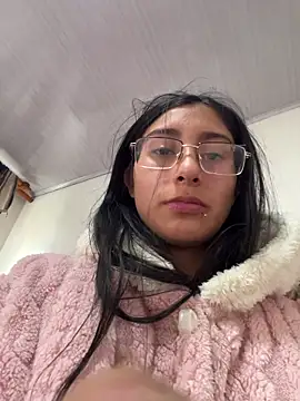 Violeet-Smith online show from February 2026 04:58:02 PM