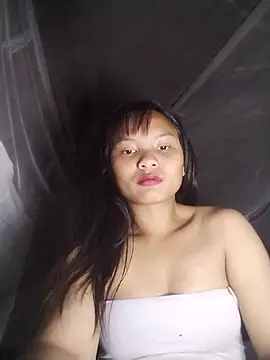 Snapshot of Lyty_x chatting on October 2025 12:00:02 PM Lyty x online show from October 2025 12:00:02 PM