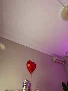 HugeBoobsAlice online show from February 2026 05:04:01 AM