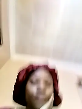 Snapshot of creamywetpussy01 chatting on October 2025 06:28:01 AM creamywetpussy01 online show from October 2025 06:28:01 AM