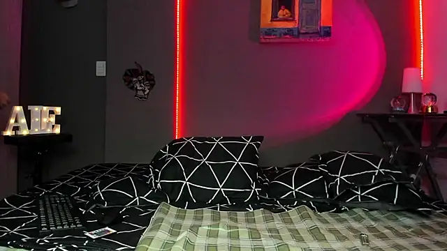 cleoo jhonny online show from March 2026 03:12:02 AM