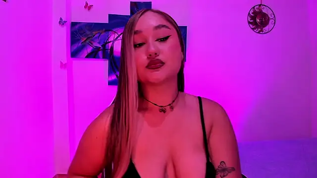 Soouf  online show from December 2025 12:29:01 AM