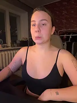 Snapshot of AnnaVeil chatting on October 2025 05:04:01 PM AnnaVeil online show from October 2025 05:04:01 PM