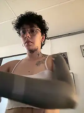 Abby Evanns1 online show from March 2026 01:18:01 PM