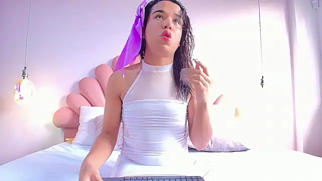 Snapshot of CandyPink_ chatting on October 2025 12:02:02 PM CandyPink  online show from October 2025 12:02:02 PM