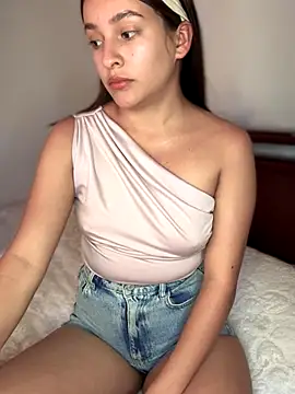 Talia Bonet online show from November 2025 03:19:02 PM