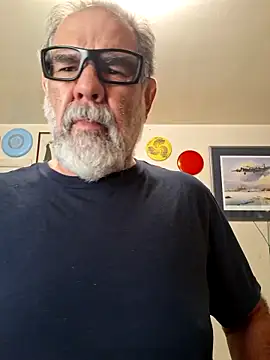pena633 online show from May 2026 04:24:02 PM