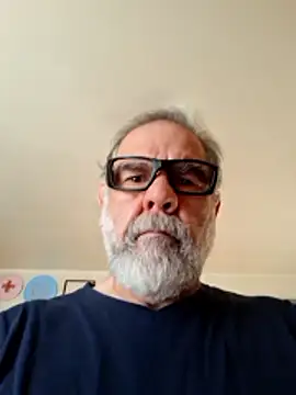 Snapshot of pena633 chatting on May 2026 02:12:01 PM pena633 online show from May 2026 02:12:01 PM