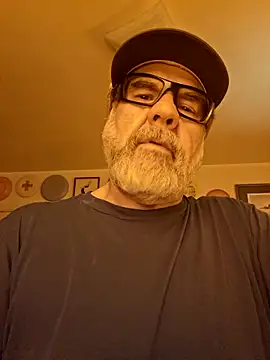 Snapshot of pena633 chatting on May 2026 03:46:02 AM pena633 online show from May 2026 03:46:02 AM