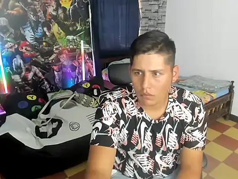 Snapshot of maiker_lozano_ chatting on October 2025 06:52:01 PM maiker lozano online show from October 2025 06:52:01 PM