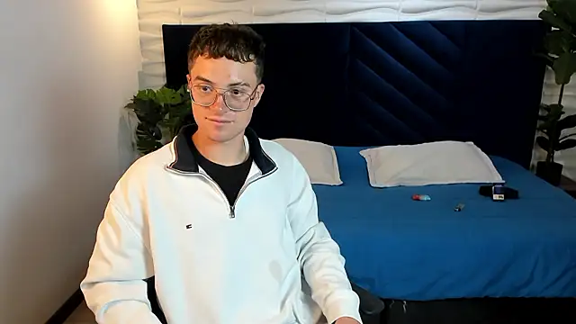 Lil James online show from March 2026 07:52:02 PM