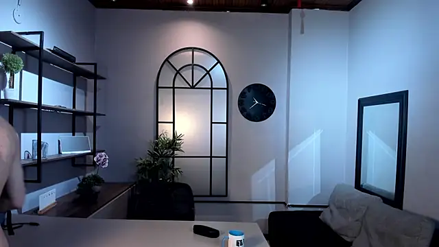 Lil James online show from April 2026 08:03:02 PM