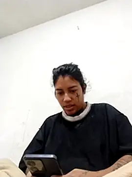 Chicattoo69 online show from November 2025 03:47:01 PM