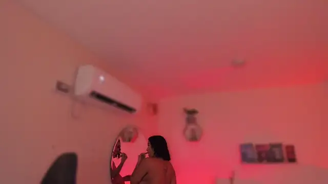 YariRose online show from February 2026 01:30:02 PM