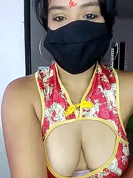 Snapshot of VelvetQueenss chatting on October 2025 12:27:01 PM VelvetQueenss online show from October 2025 12:27:01 PM