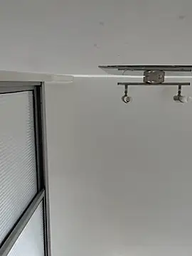 Selena Roa online show from November 2025 12:18:02 PM