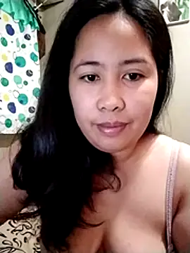 Snapshot of Creamy_Pussycat28 chatting on October 2025 09:25:02 PM Creamy Pussycat28 online show from October 2025 09:25:02 PM