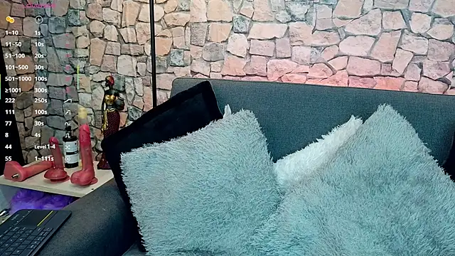 Snapshot of mia_roux1 chatting on November 2025 05:14:01 PM mia roux1 online show from November 2025 05:14:01 PM