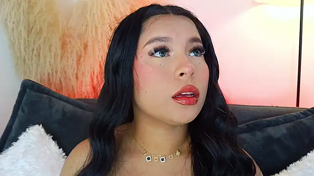 mia roux1 online show from March 2026 05:16:02 PM