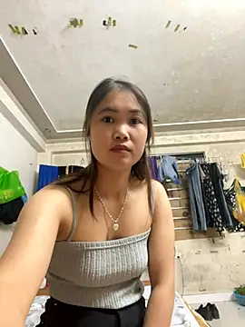 Snapshot of show-hana chatting on October 2025 04:07:02 PM show-hana online show from October 2025 04:07:02 PM