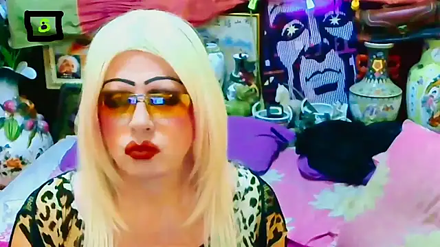 horni4luv online show from November 2025 09:48:02 PM