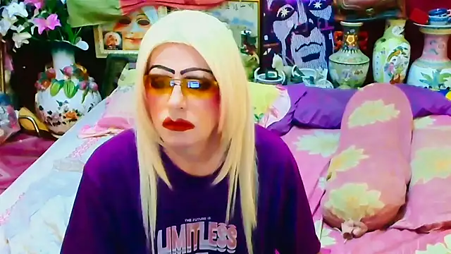 horni4luv online show from November 2025 11:40:01 PM